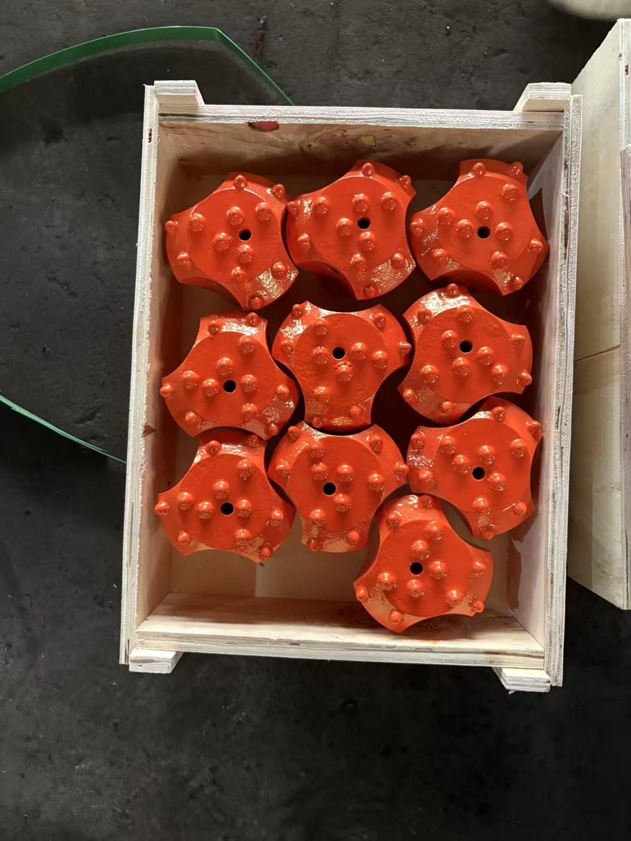 Self drilling anchor bit