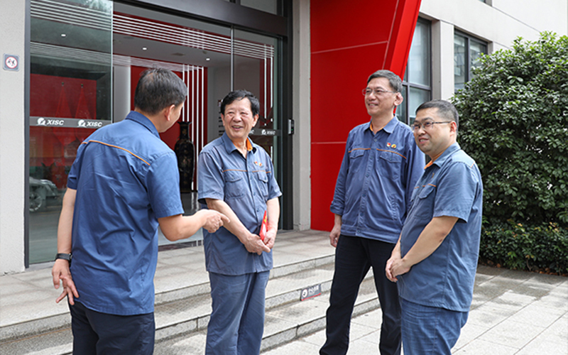 Stick to the original intention and take on the mission