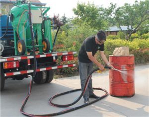 dustless-blasting-4-300x236.jpg