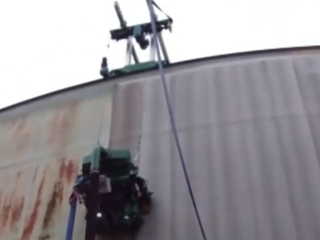 WHY CHOOSE A SELF-CIRCULATING OIL TANK SHOT BLASTING MACHINE—FASTERBLASTER?