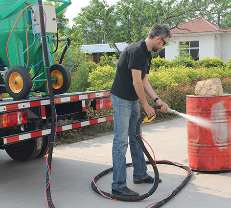 Mobile dustless blasting system(double tank)