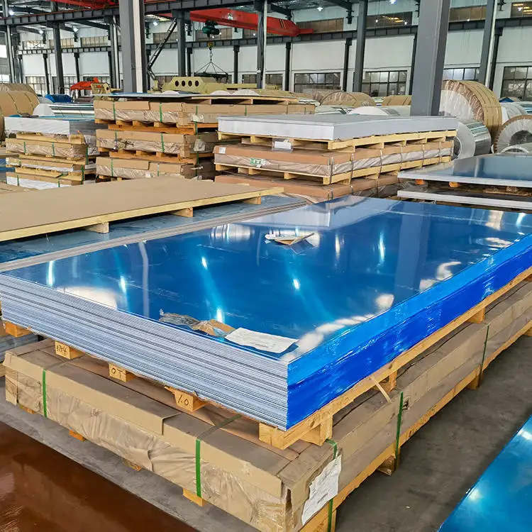 What types of pure aluminum plate materials are there?