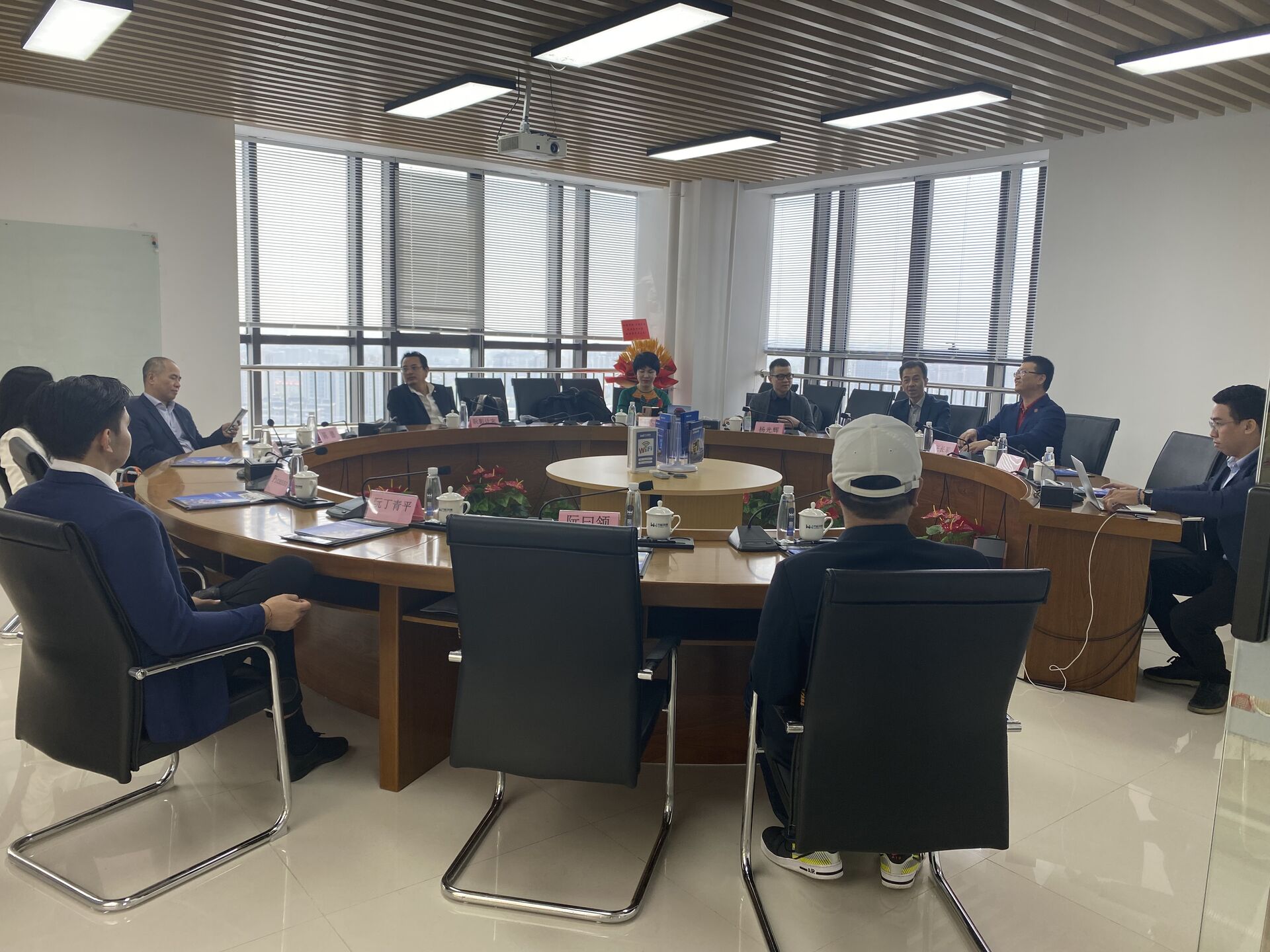  The Shanghai Municipal Committee of the CDNCA and the Vietnam visiting delegation come to guide! 