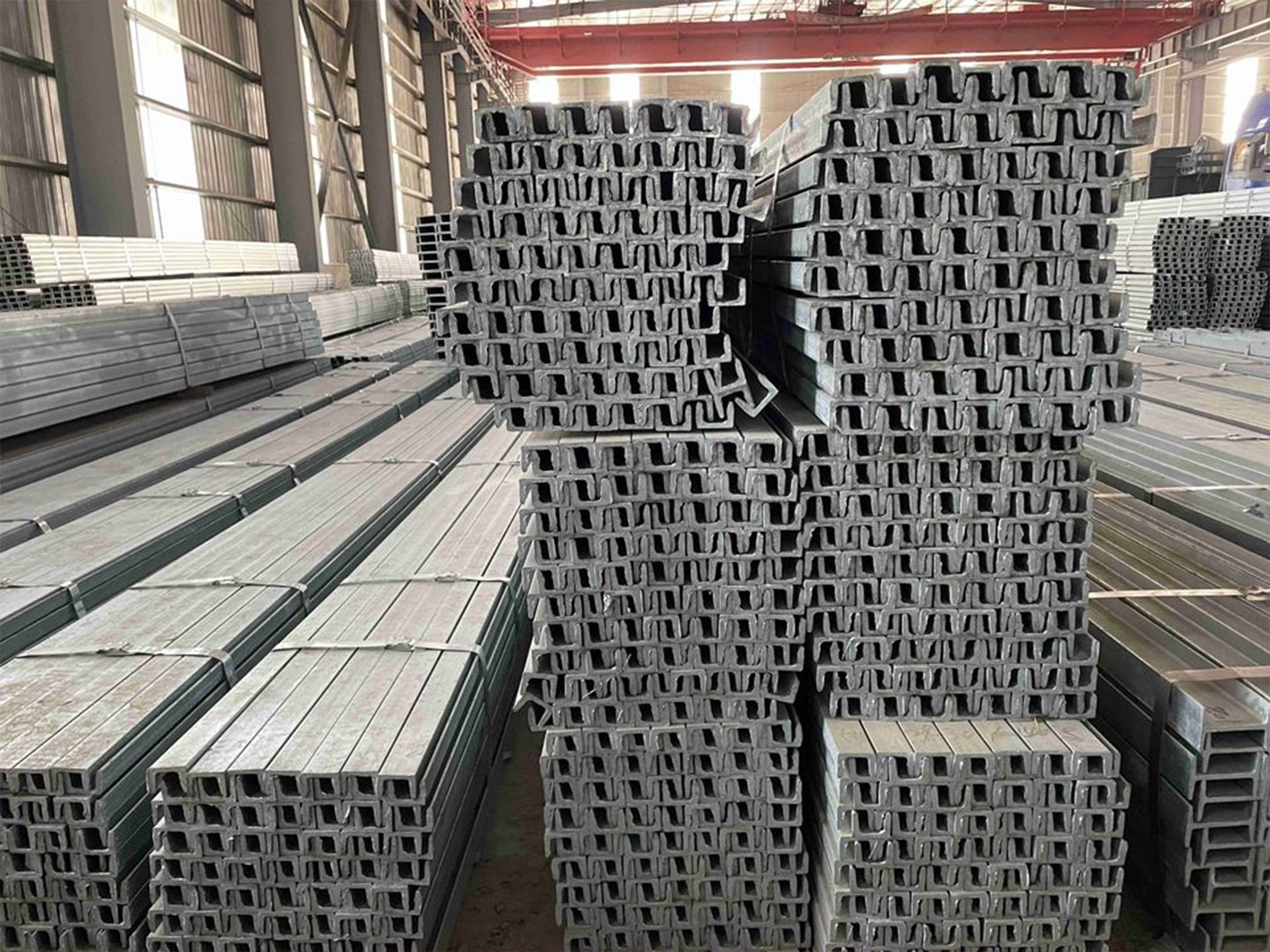 EN 10279 UPN Steel Channel U Bar Hot Rolled C Beam