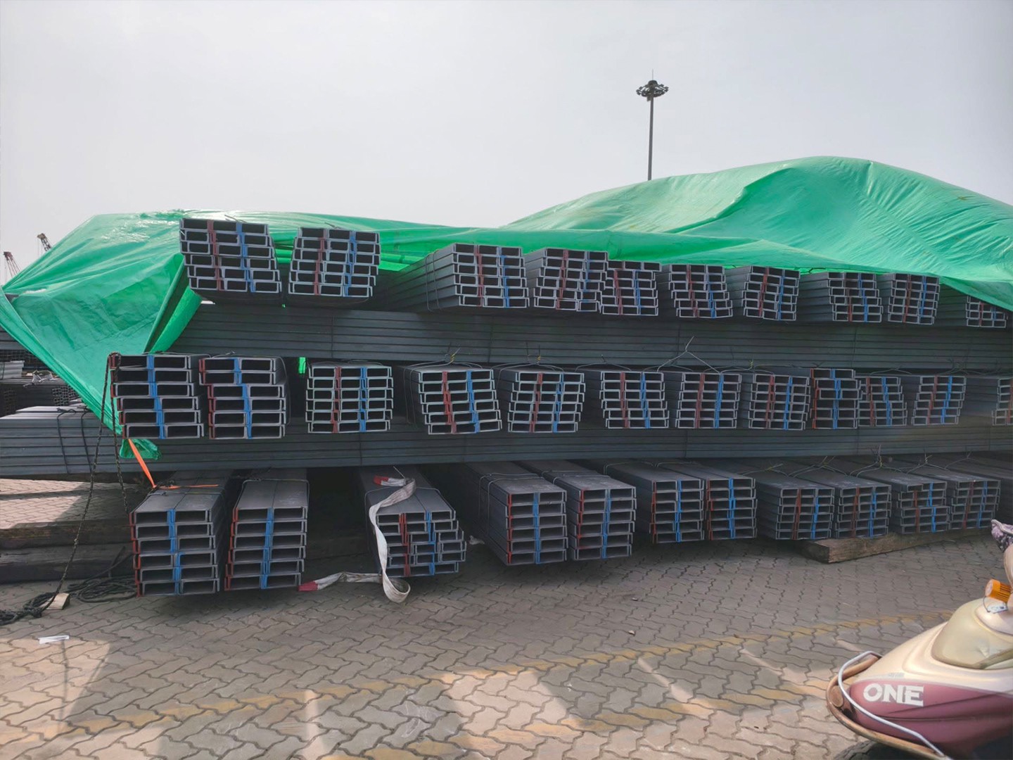 ASTM A36 Hot Rolled Steel U beam C-Channel Profile