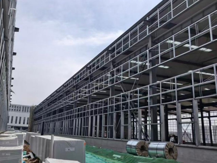 Prefabricated steel structure warehouse for storage