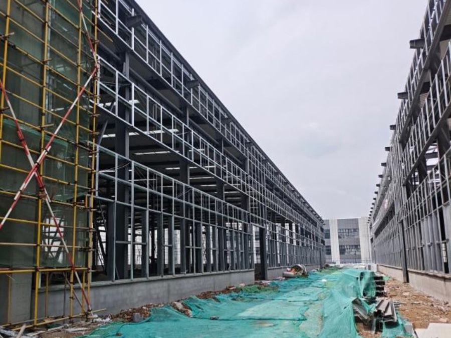 Prefabricated steel structure warehouse for storage