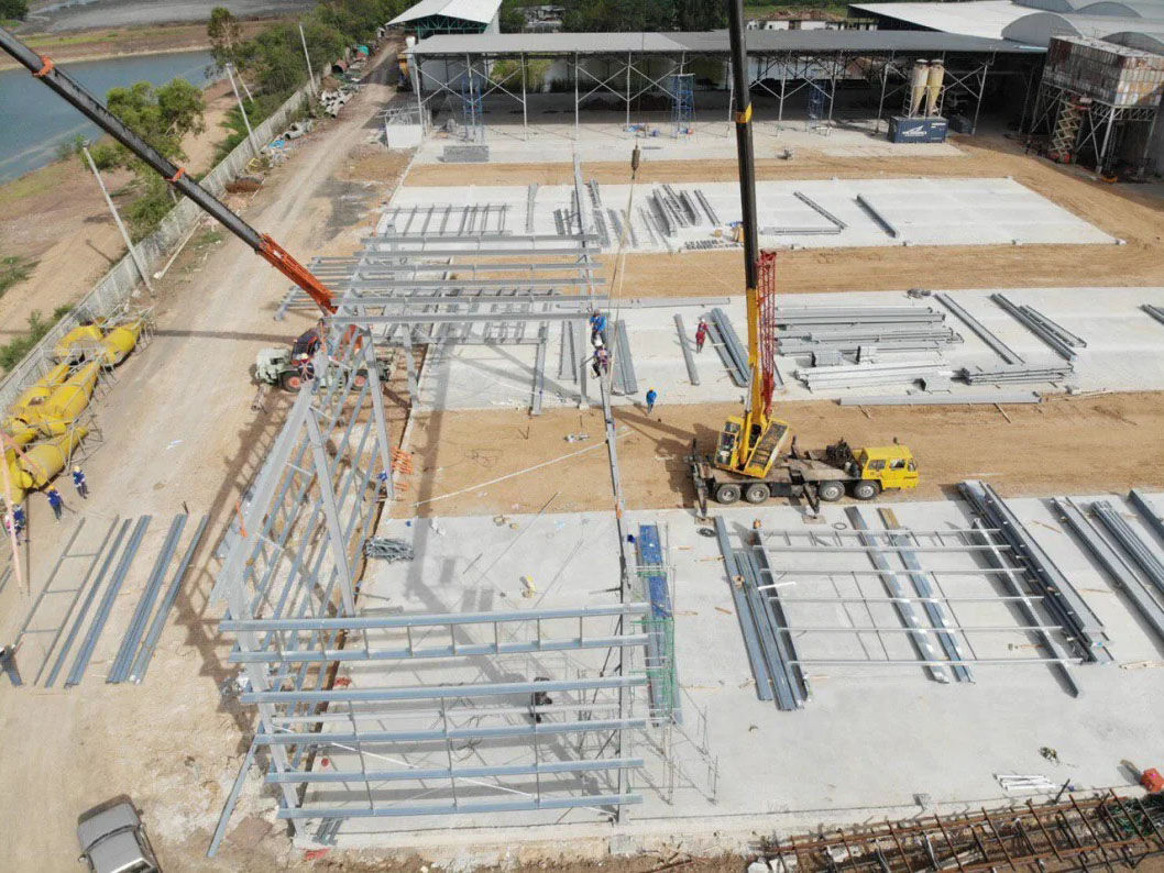 Steel Chicken House/Steel Poultry Shed with Automatic Equipments