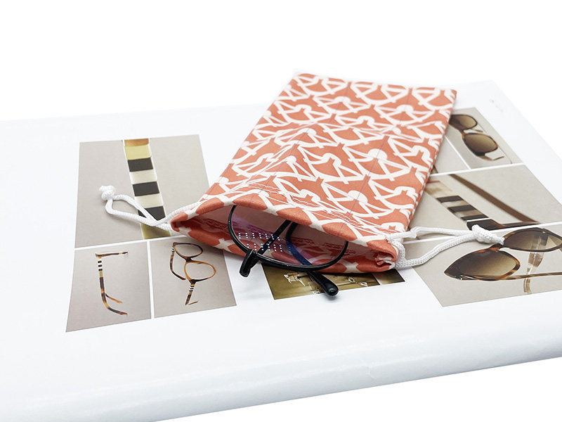 MICROFIBER EYEGLASS POUCH