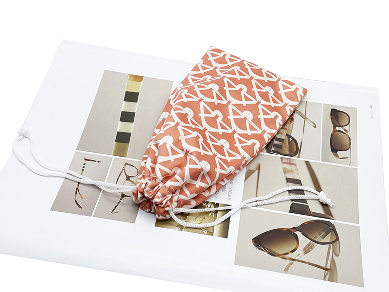 MICROFIBER EYEGLASS POUCH