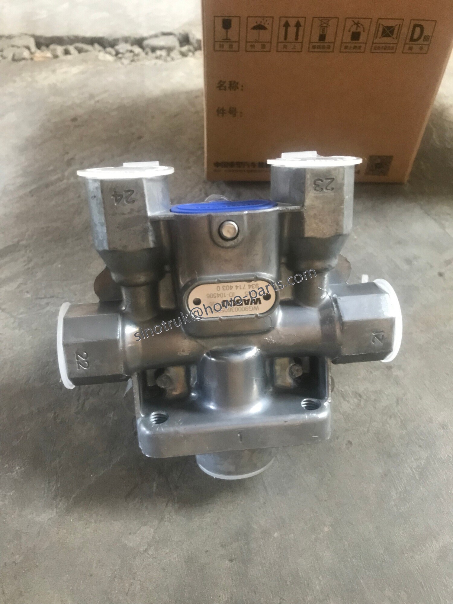 Four Way Protection Valve WG9000360523