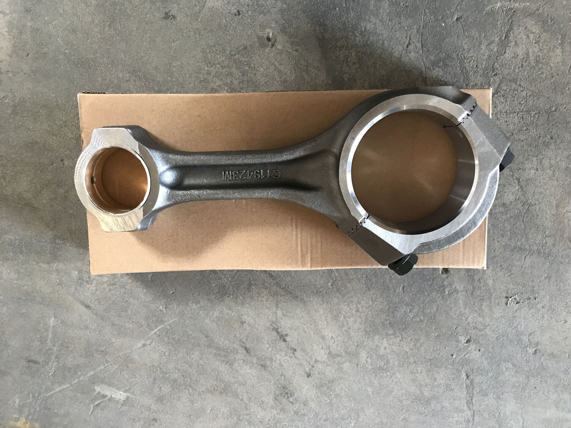 HOWO PARTS Connecting rod
