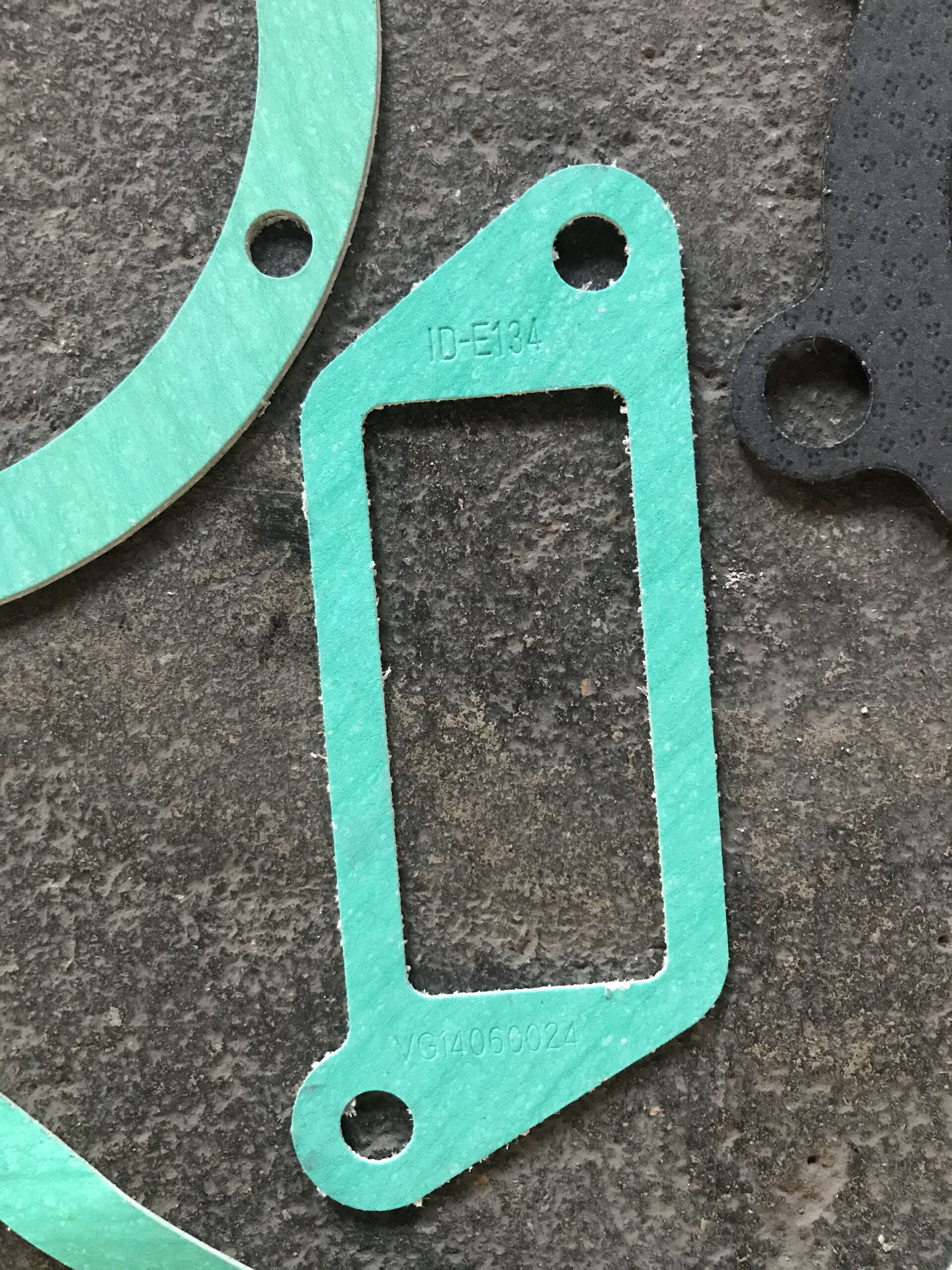 HOWO ENGINE  Engine repair kit