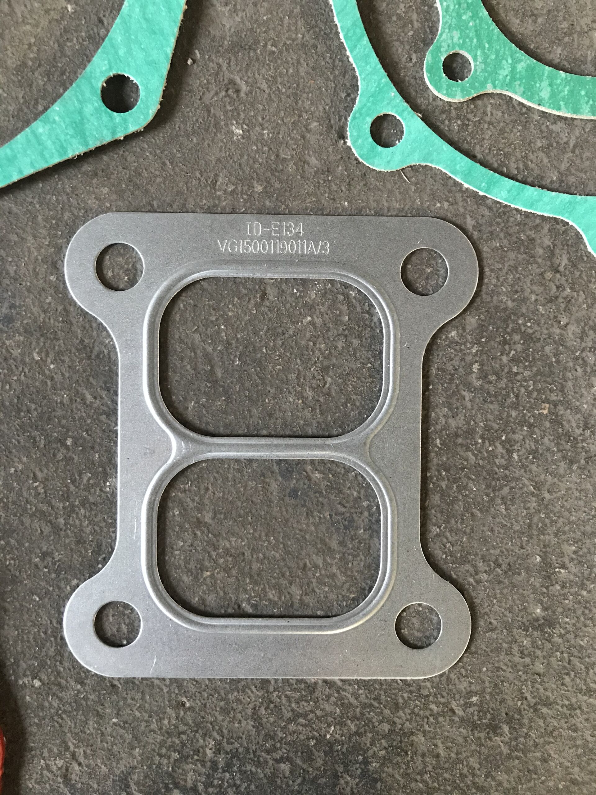 HOWO ENGINE  Engine repair kit