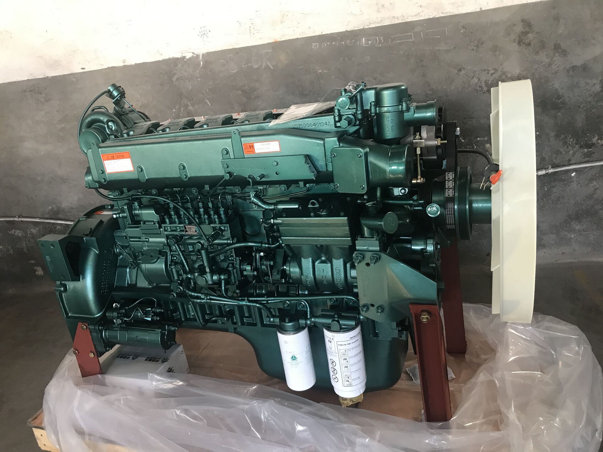 HOWO TRUCK ENGINE 