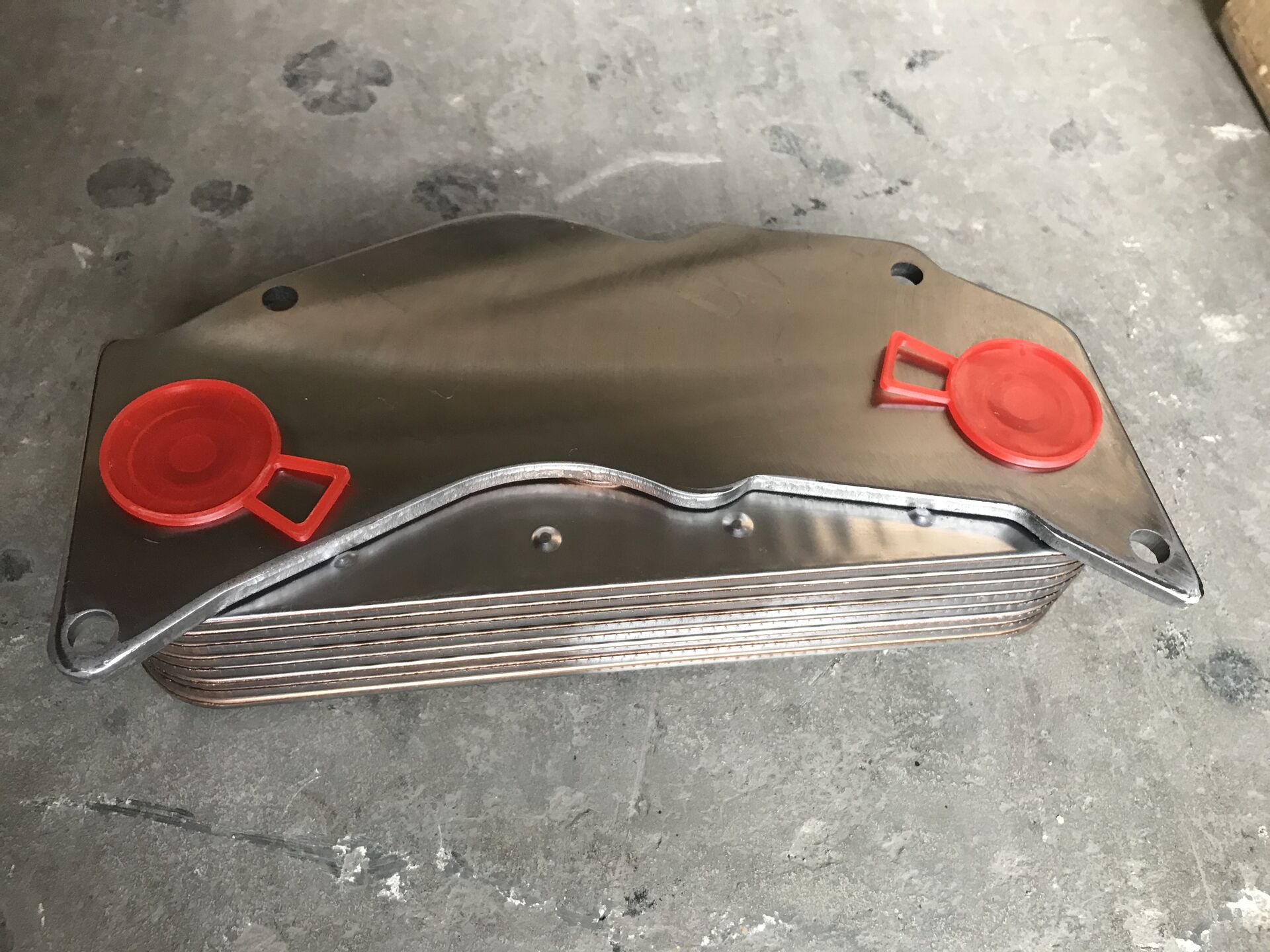 HOWO ENGINE PARTS  Oil cooler