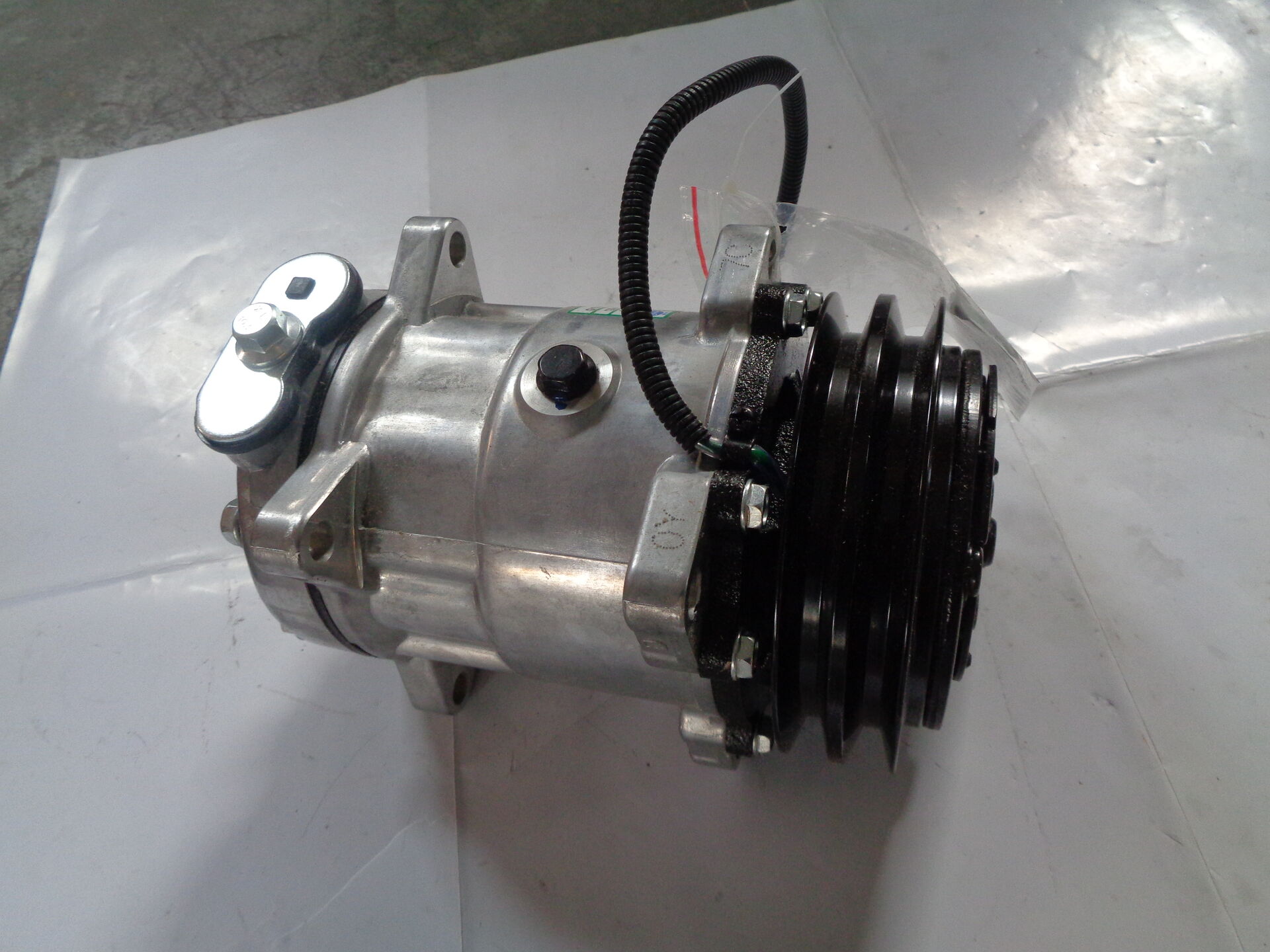 SDLG PARTS COMPRESSOR