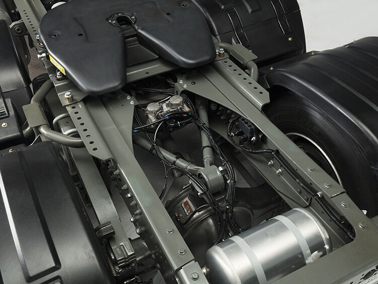 HOWO TH7 6×4 TRACTOR TRUCK