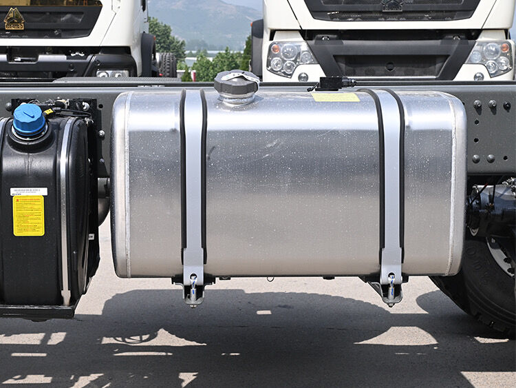 HOWO TX 8×4 MIXER TRUCK