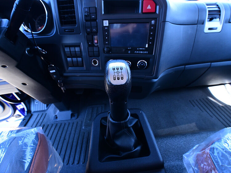 HOWO-G5X LIGHT TRUCK