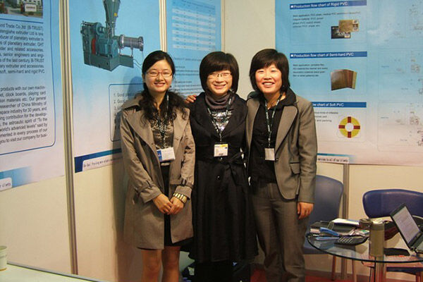 Zhuoya Machinery takes part in Plast Euroasia in Turkey