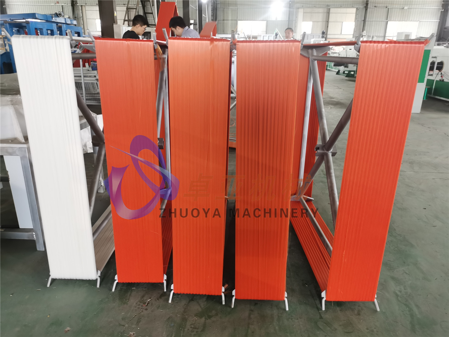 PET brush filament machine running test