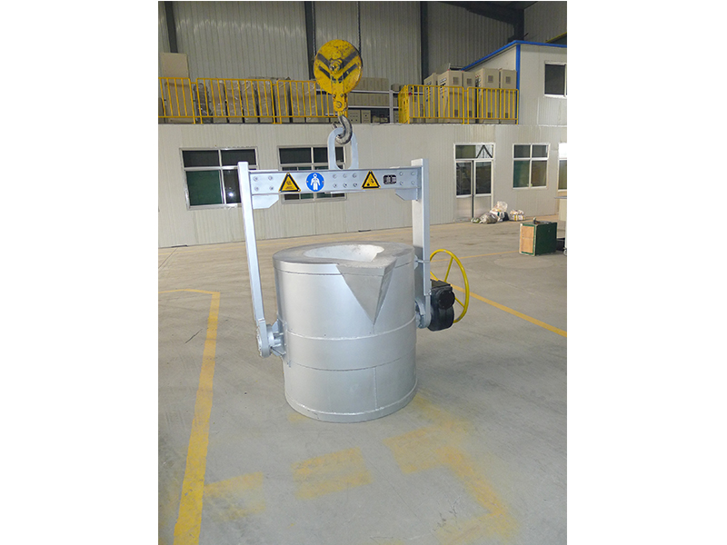 Перегрузочный ковш подвесного типа