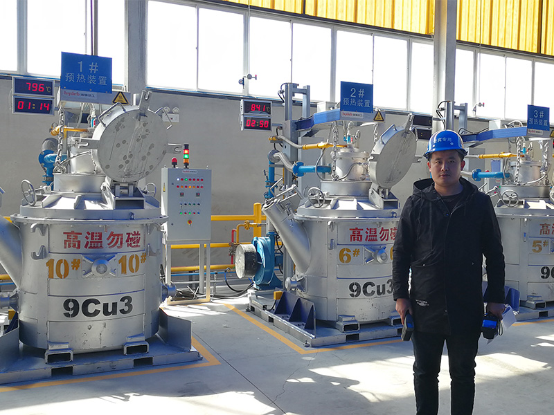 Оборудование для предварительного нагрева разгрузочного ковша для расплавленного алюминия с газовым обогревом