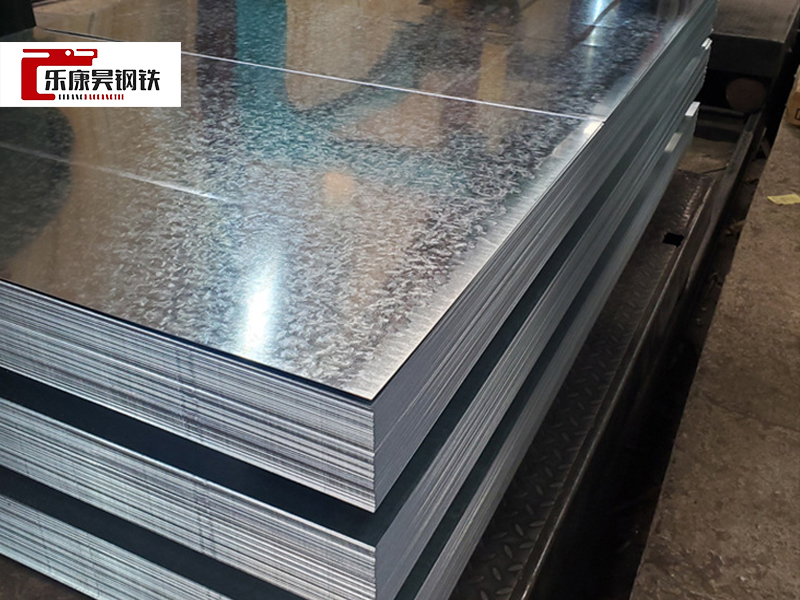 Hot Dipped Zinc Coated Gi Coil/Dx51d Dx52D Dx53D SGCC Z275 Galvanized Steel Sheet with Spangle