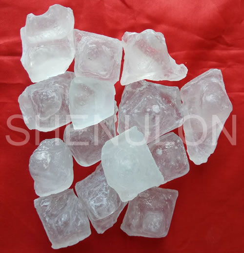Solid sodium silicate