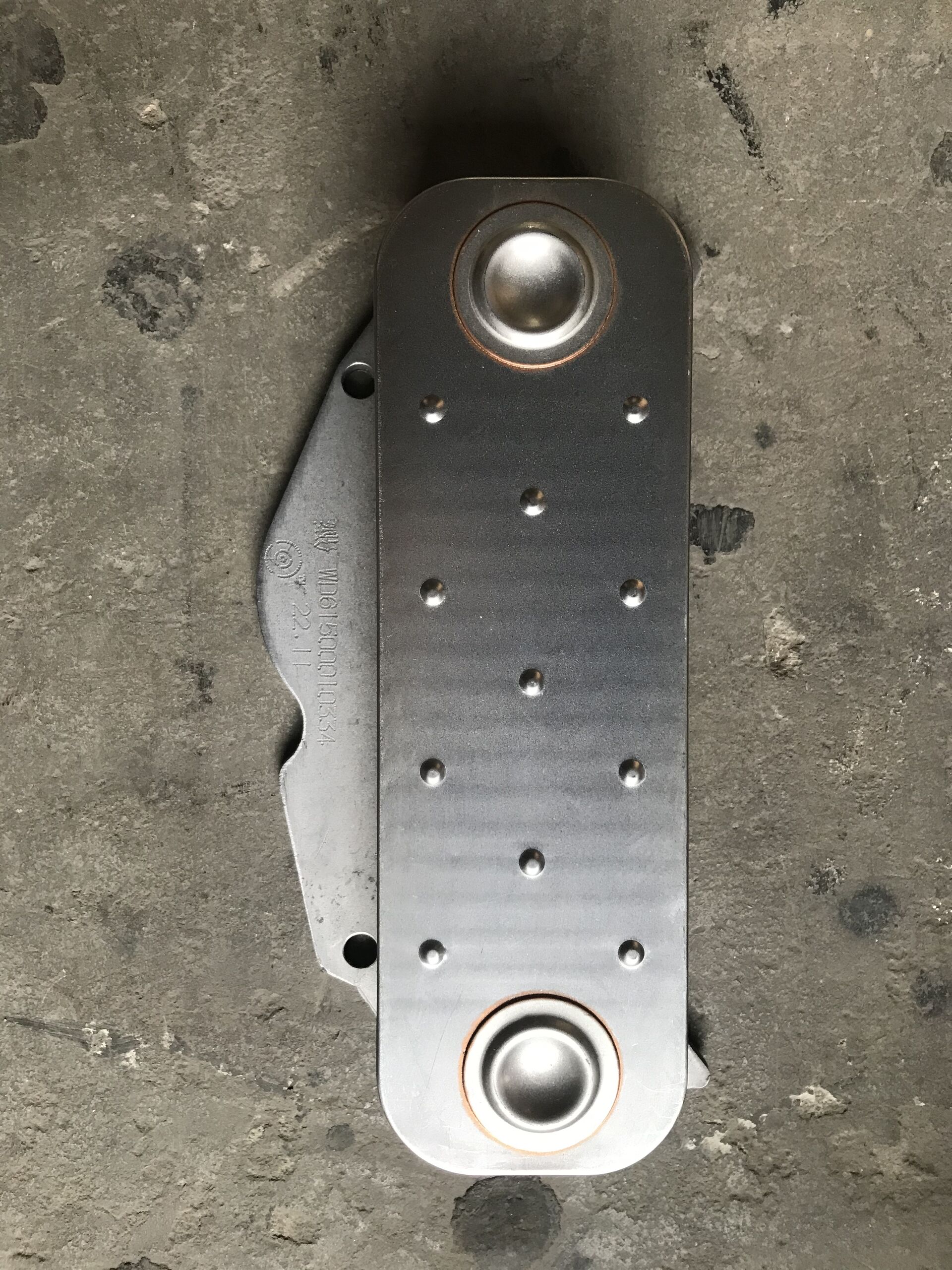 PIEZAS DEL MOTOR HOWO Enfriador de aceite