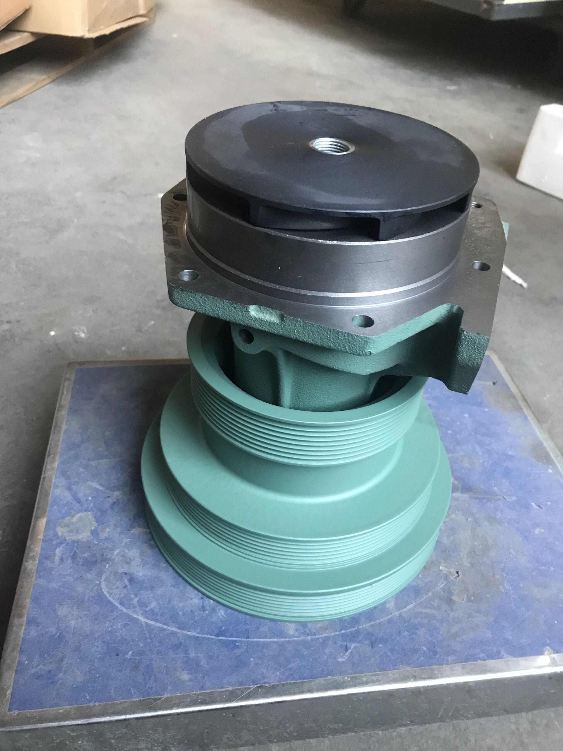 PIEZAS DEL MOTOR HOWO Bomba de agua