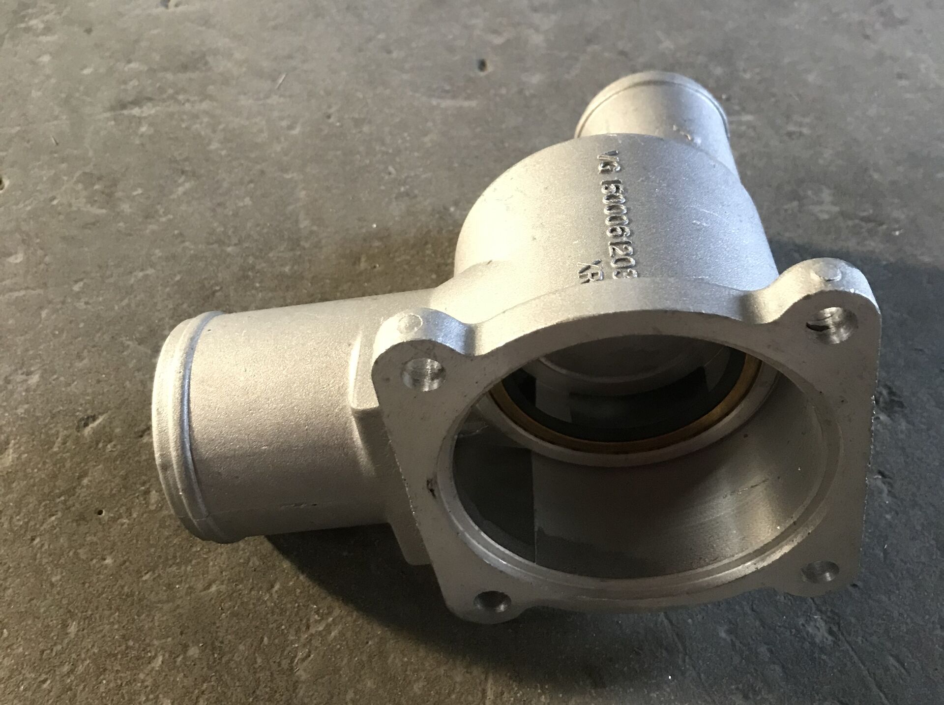 PIEZAS DE SINOTRUK Caja del termostato