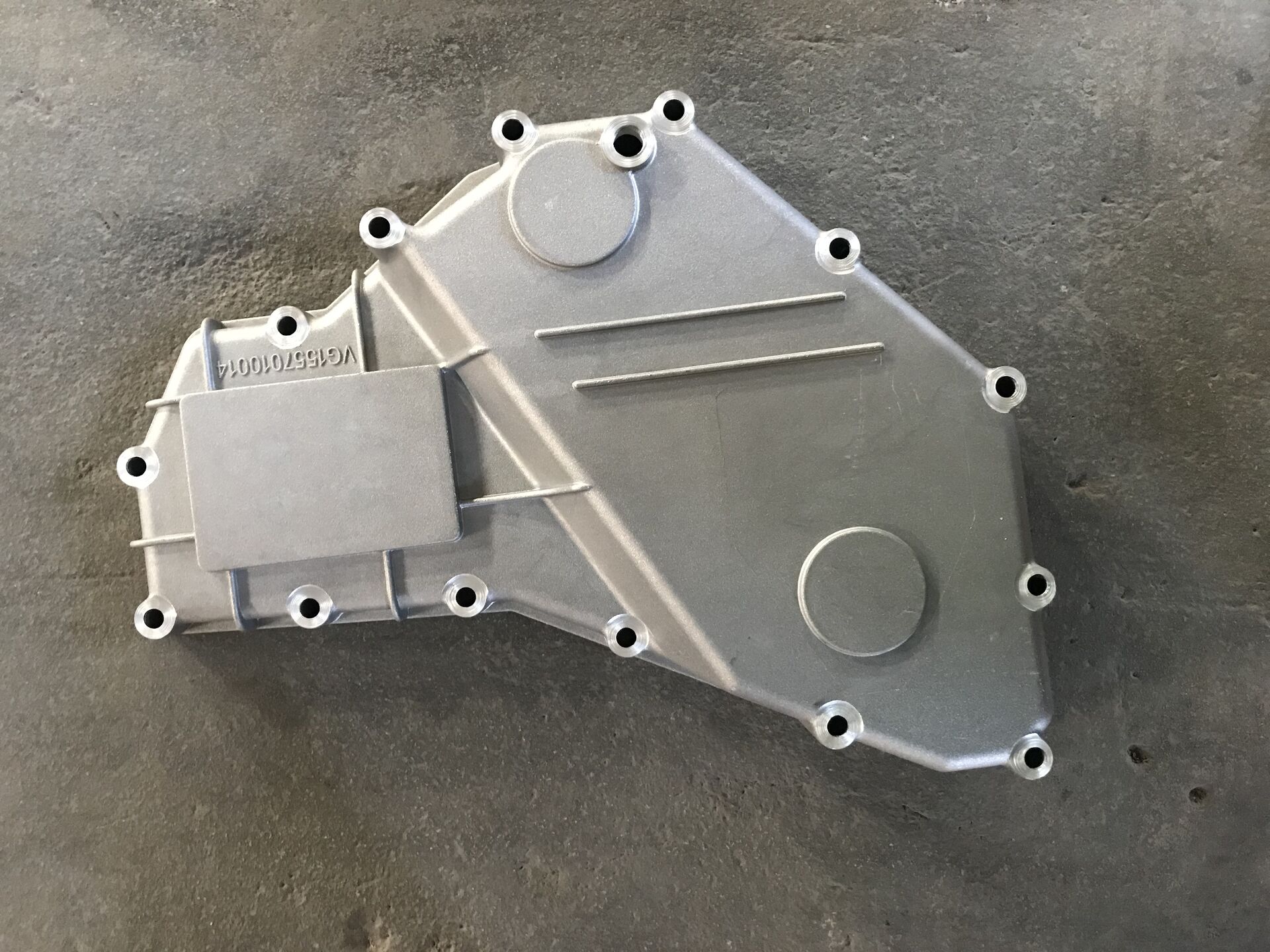 PIEZAS DEL MOTOR HOWO Cubierta del enfriador de aceite