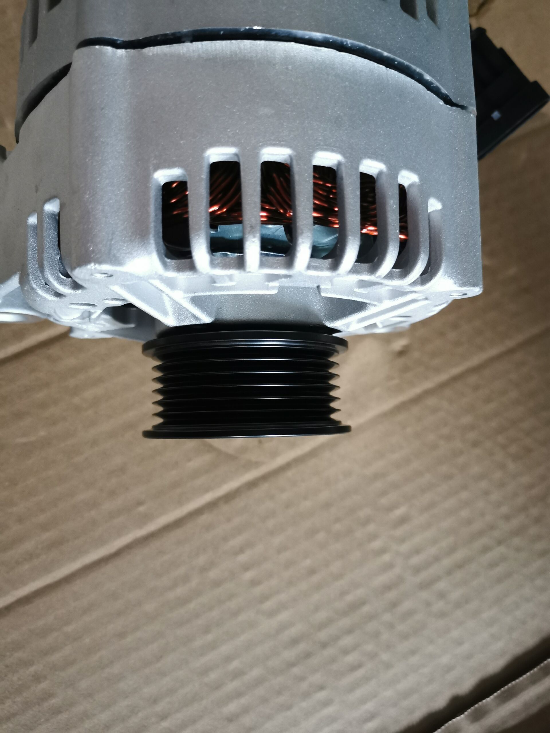 PIEZAS DEL MOTOR HOWO Alternador