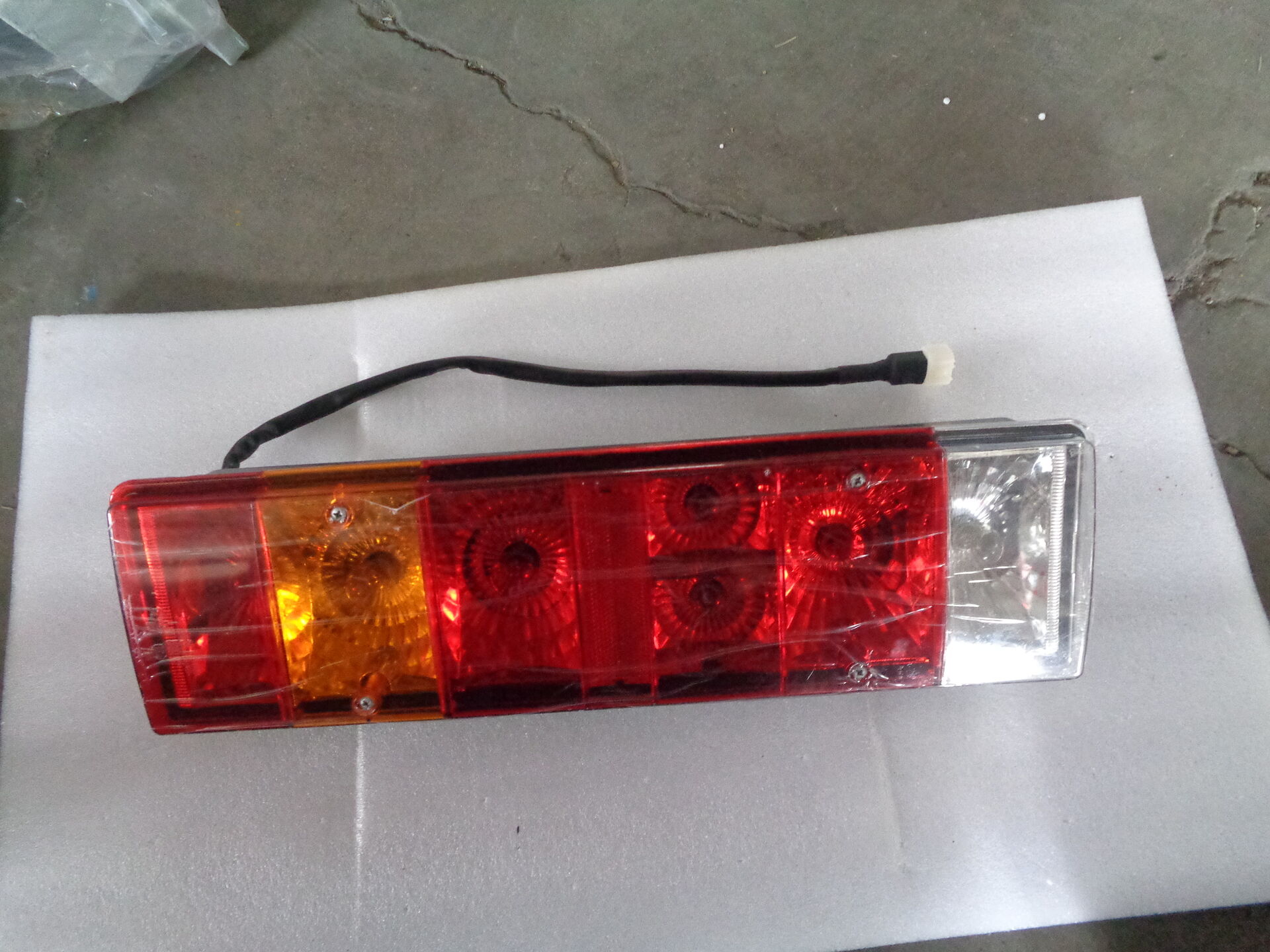 Piezas Shacman Lámpara trasera (derecha)