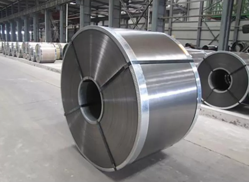 What are the commonly used processing techniques for stainless steel plates?