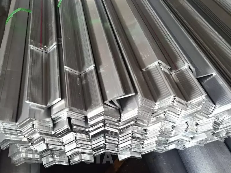 Aluminum Angle Bar