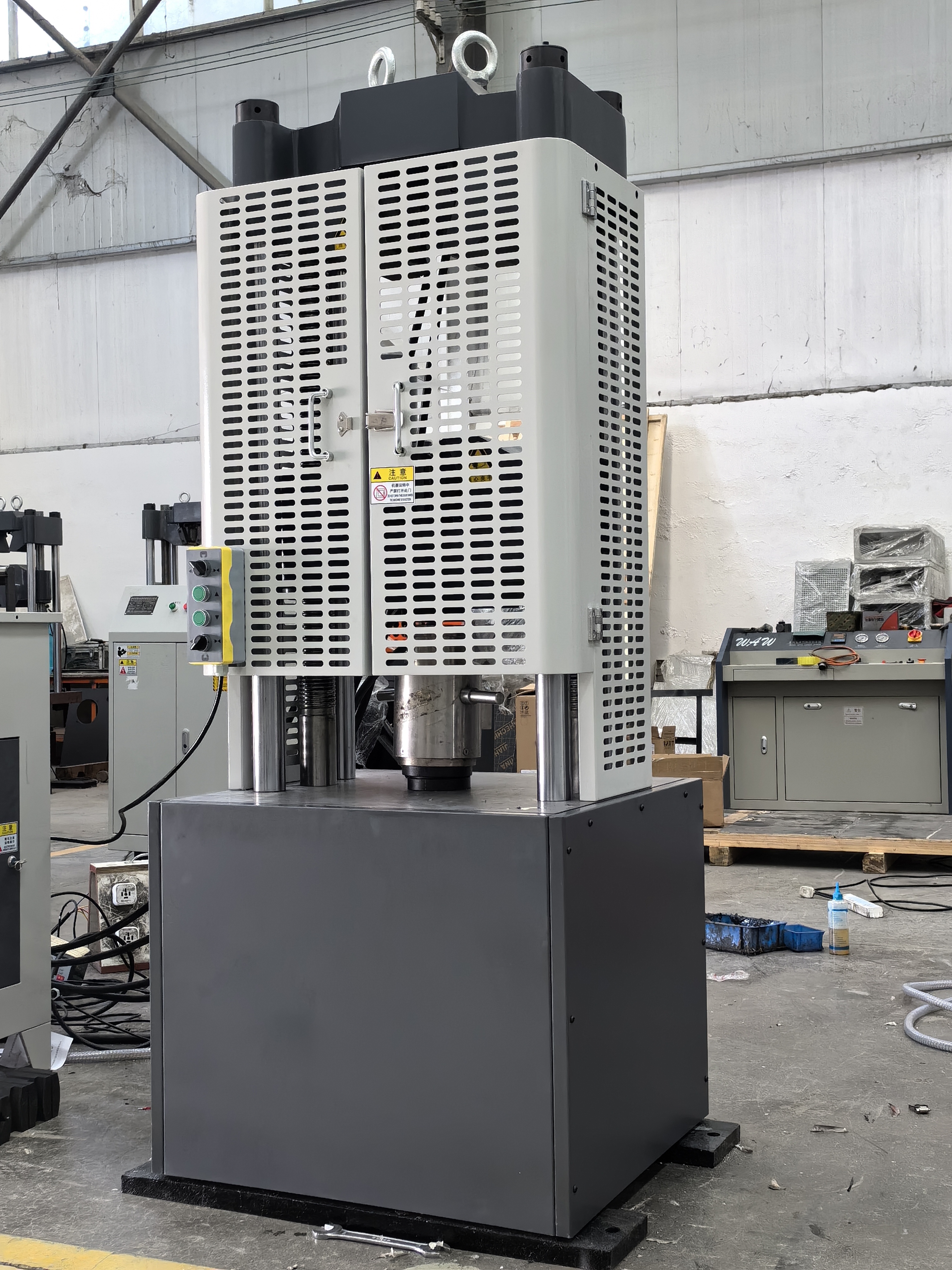 WAW-600E microcomputer controlled electro-hydraulic servo universal testing machine