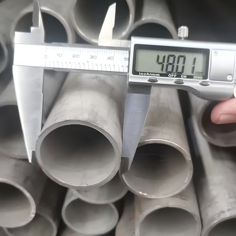 Stainless Steel Seamless Pipe Factory Direct & Custom Sizes
