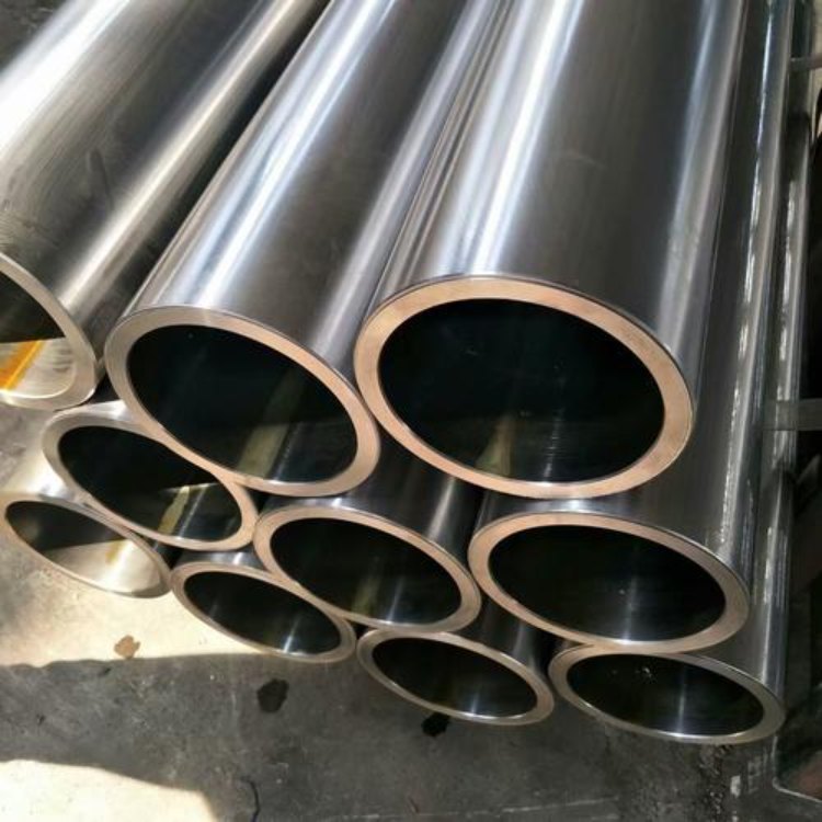 Stainless Steel Seamless Pipe Factory Direct & Custom Sizes