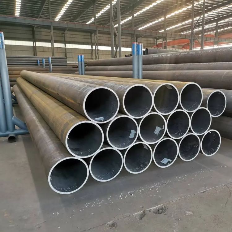 Welded Steel Pipe for Industrial Projects: Grades, Uses & Buying Guide