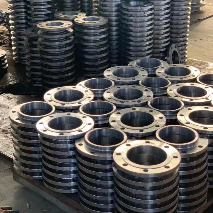 Good Quality Carbon Steel Pipe Fitting Tee Flange Supplier