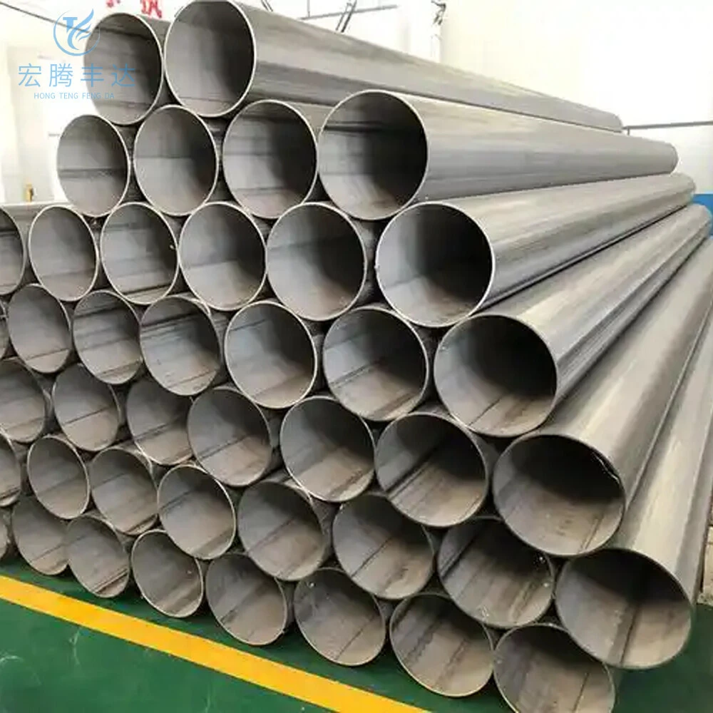 Welded pipe