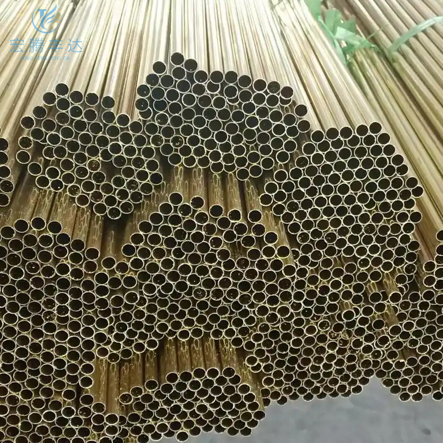 C24000/H80 Brass Pipe