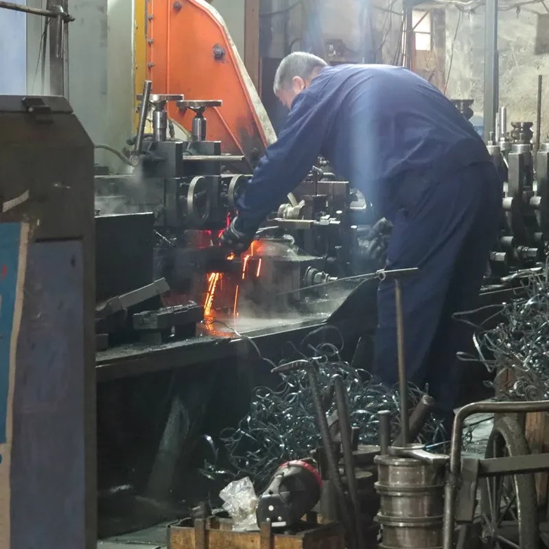 Stocking Q355b Black Seamless Square Rectangular Tube Q345b Cold Drawn Right Angle Aquare Flat Tube