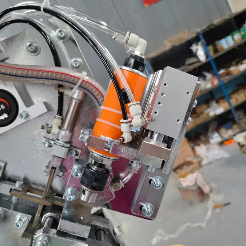 Desiccant filling machine ZKFG03