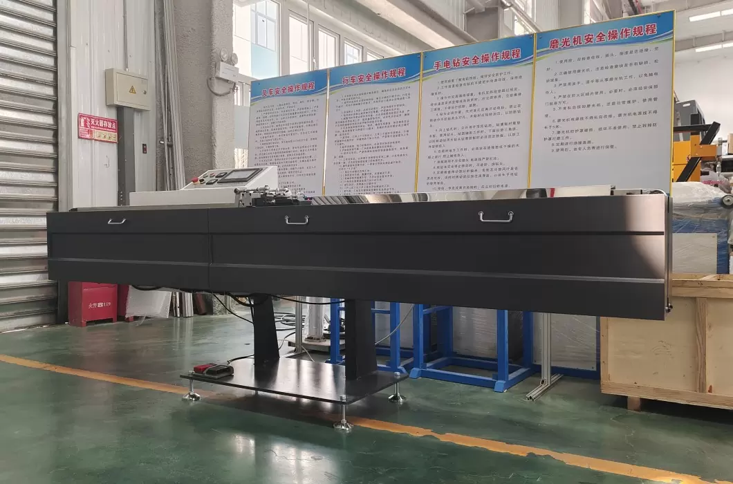 Butyl extruder