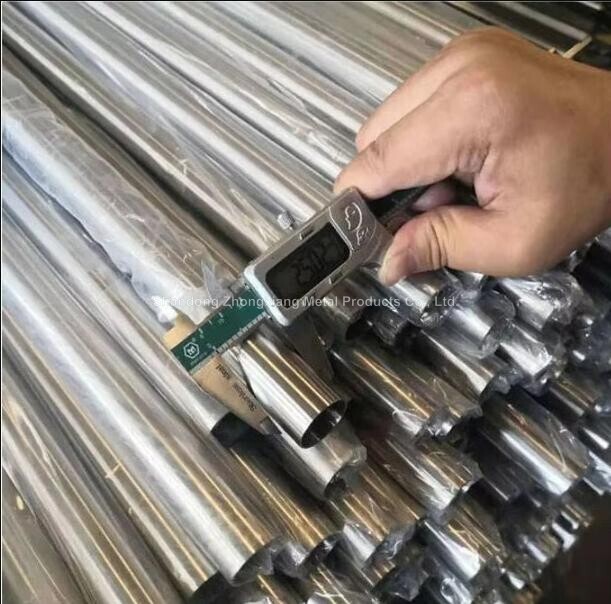 Stainless steel seamless pipe