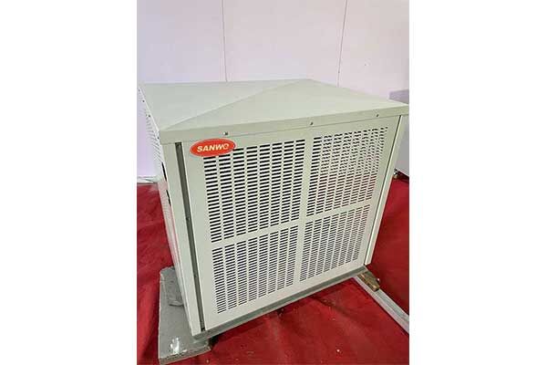 Side air cooling unit